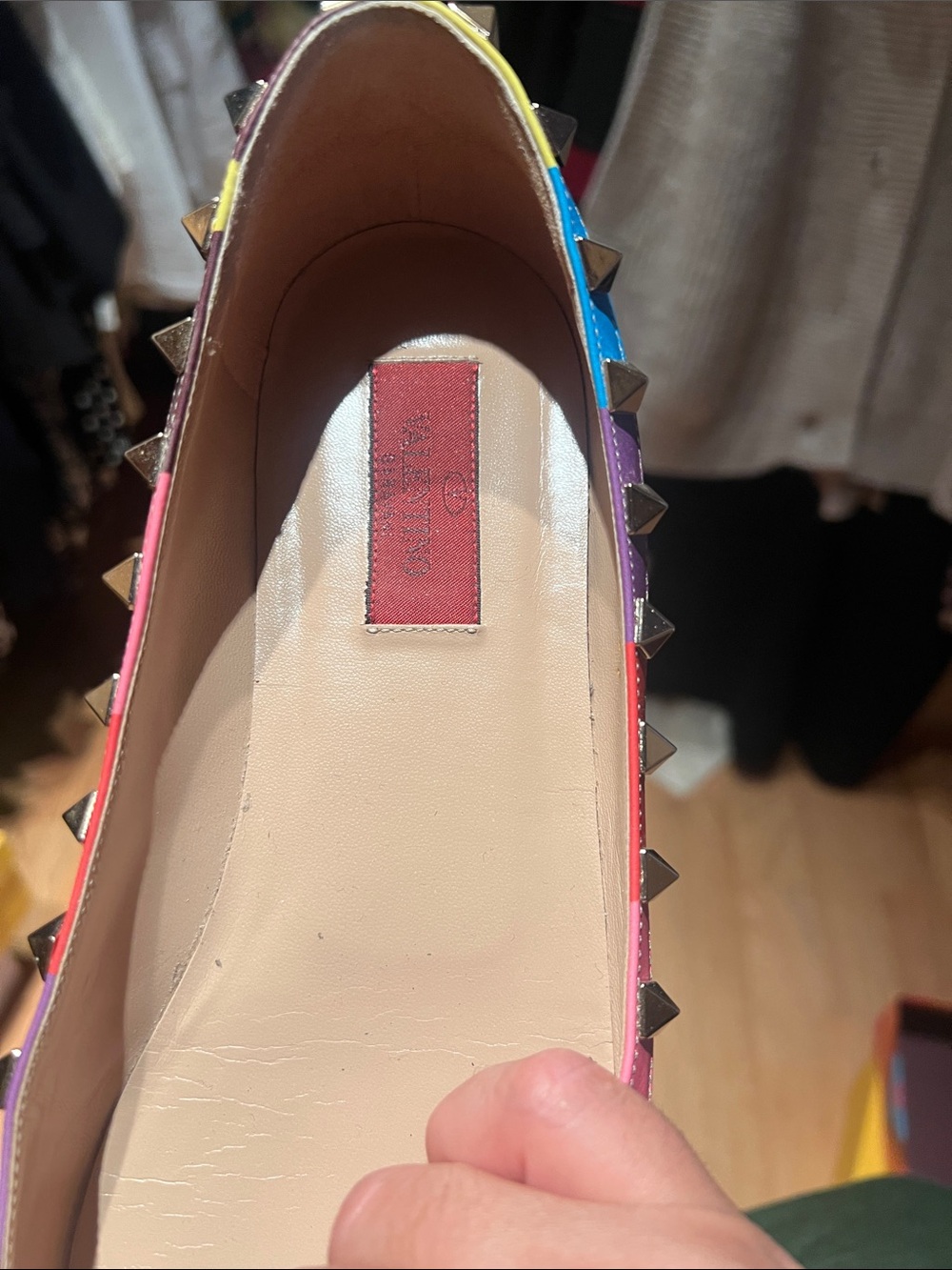Valentino Garavani Multicolor Chevron Pointed Studded Flats - Picture 4 of 8